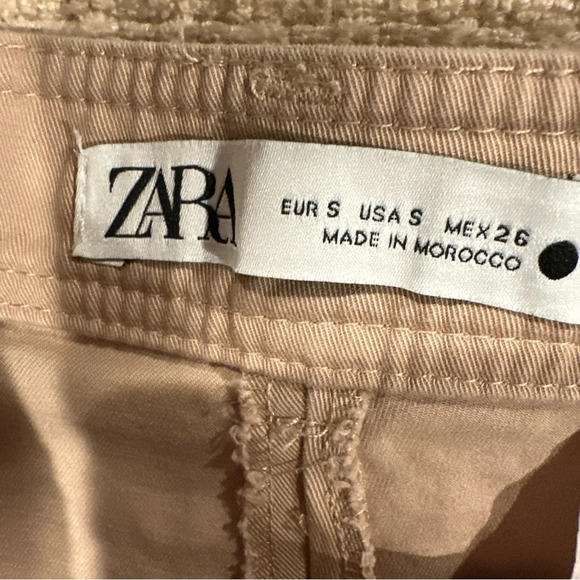 NWOT ZARA Women's Jogger Pants
Size small Beige Drawstring
Stretch Fabric - Picture 8 of 13